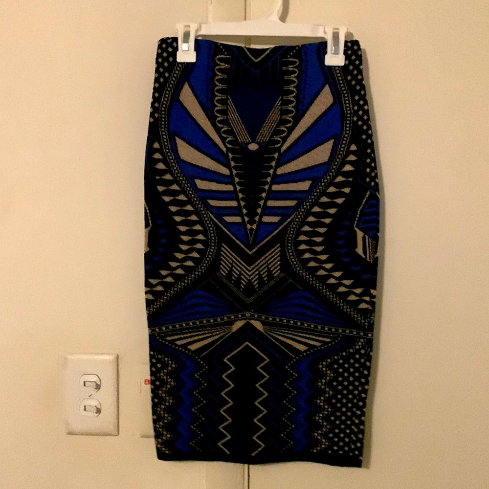 LAST CHANCE Aztec print midi skirt